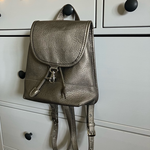 FREE PEOPLE ESSENTIAL MINI BACKPACK VEGAN LEATHER - Picture 3 of 8